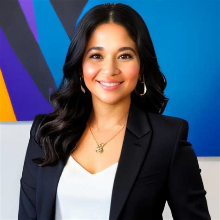 Alyssa Diaz Biography, Age, Height, Husband, Net Worth, Family