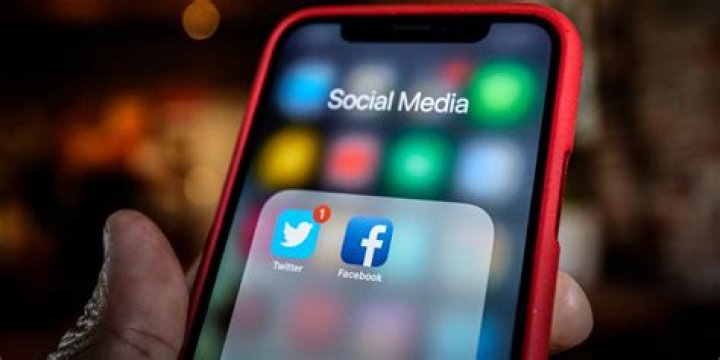 Does FCC regulate cell phones?