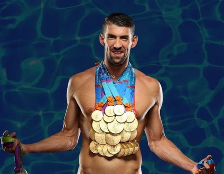 How does Michael Phelps make money?