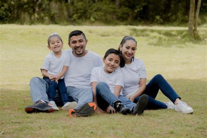 Is filing taxes mandatory in Canada?