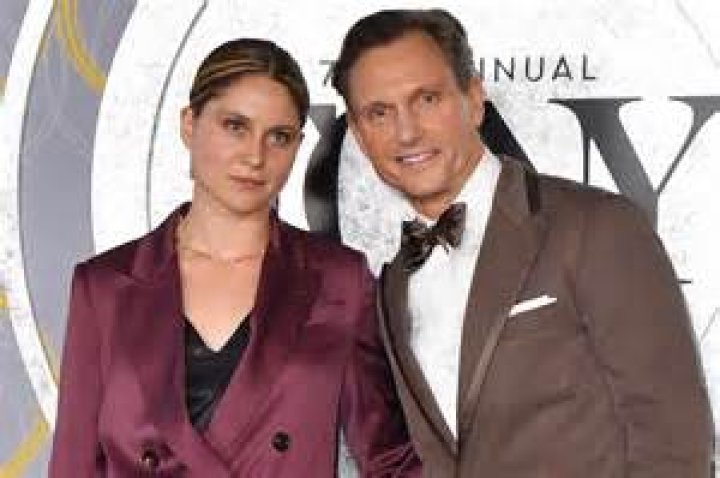 Unveiling The Enigmatic: Tony Goldwyn's Wife Revealed