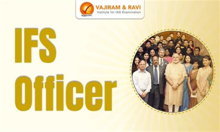 What is the salary of an IFS officer?